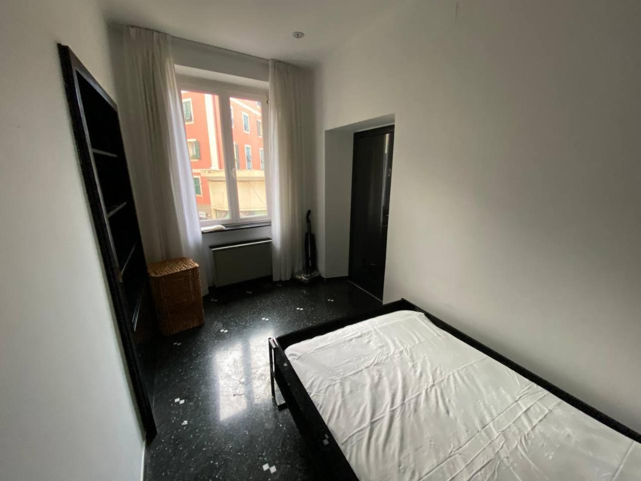 Martel Rooms - Genova Centro Brignole Екстер'єр фото