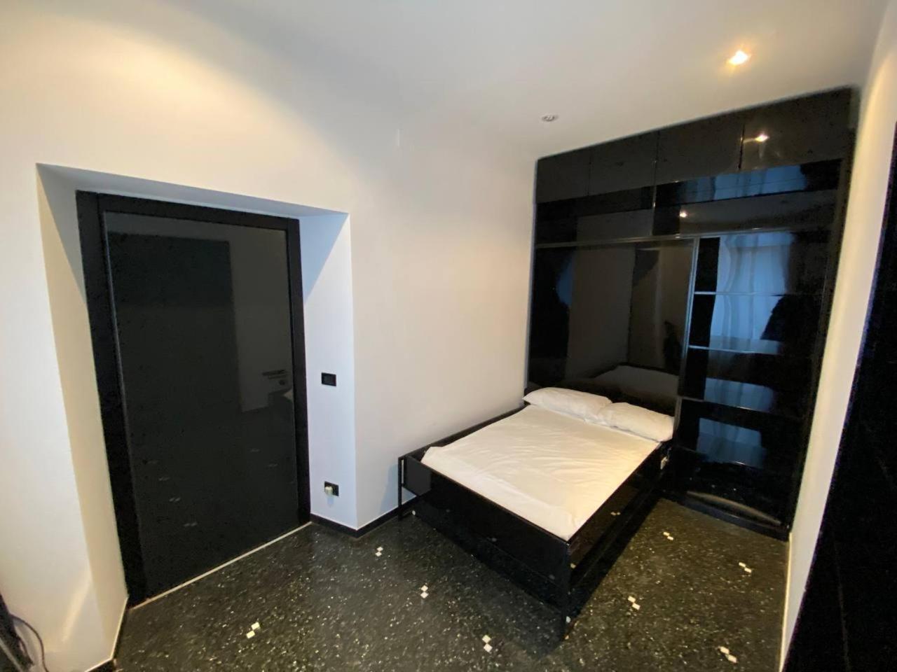Martel Rooms - Genova Centro Brignole Екстер'єр фото