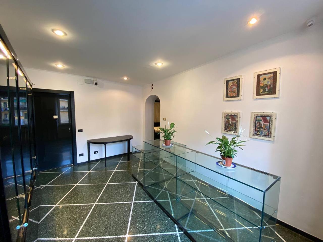 Martel Rooms - Genova Centro Brignole Екстер'єр фото