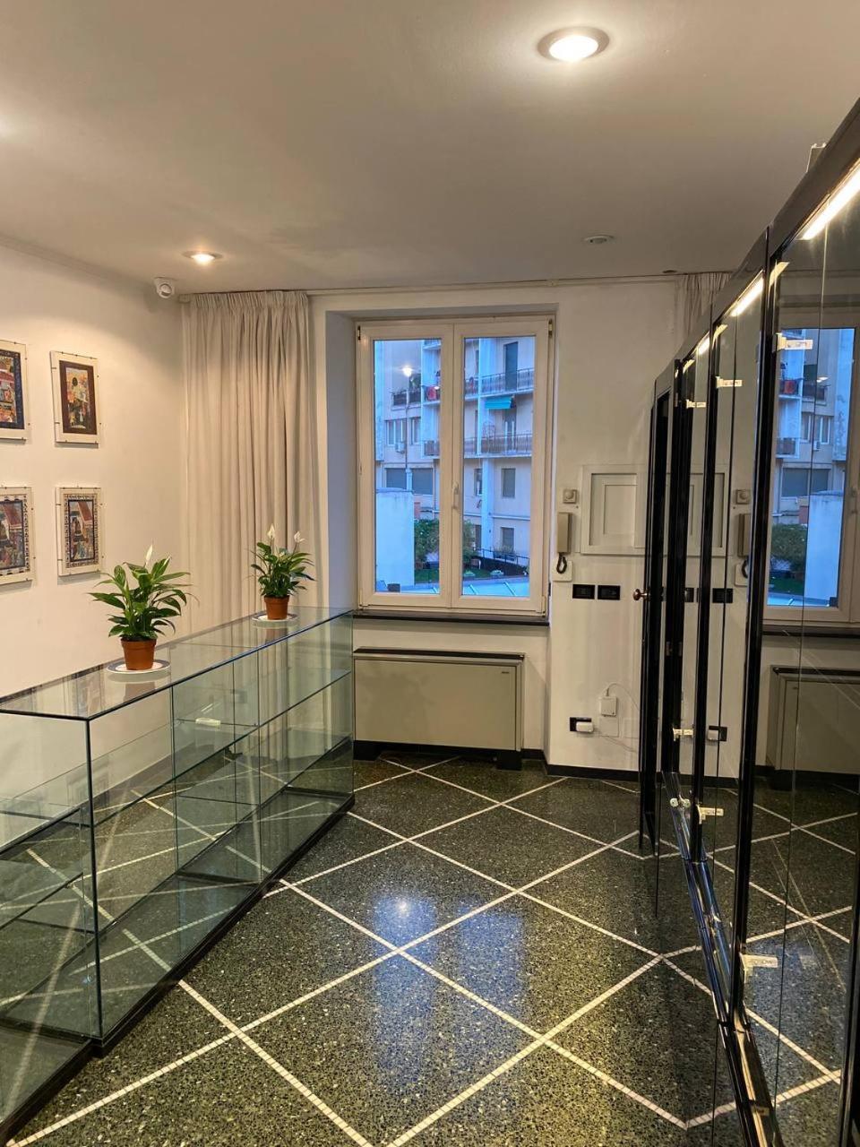 Martel Rooms - Genova Centro Brignole Екстер'єр фото