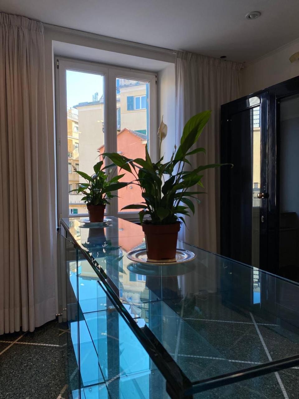 Martel Rooms - Genova Centro Brignole Екстер'єр фото