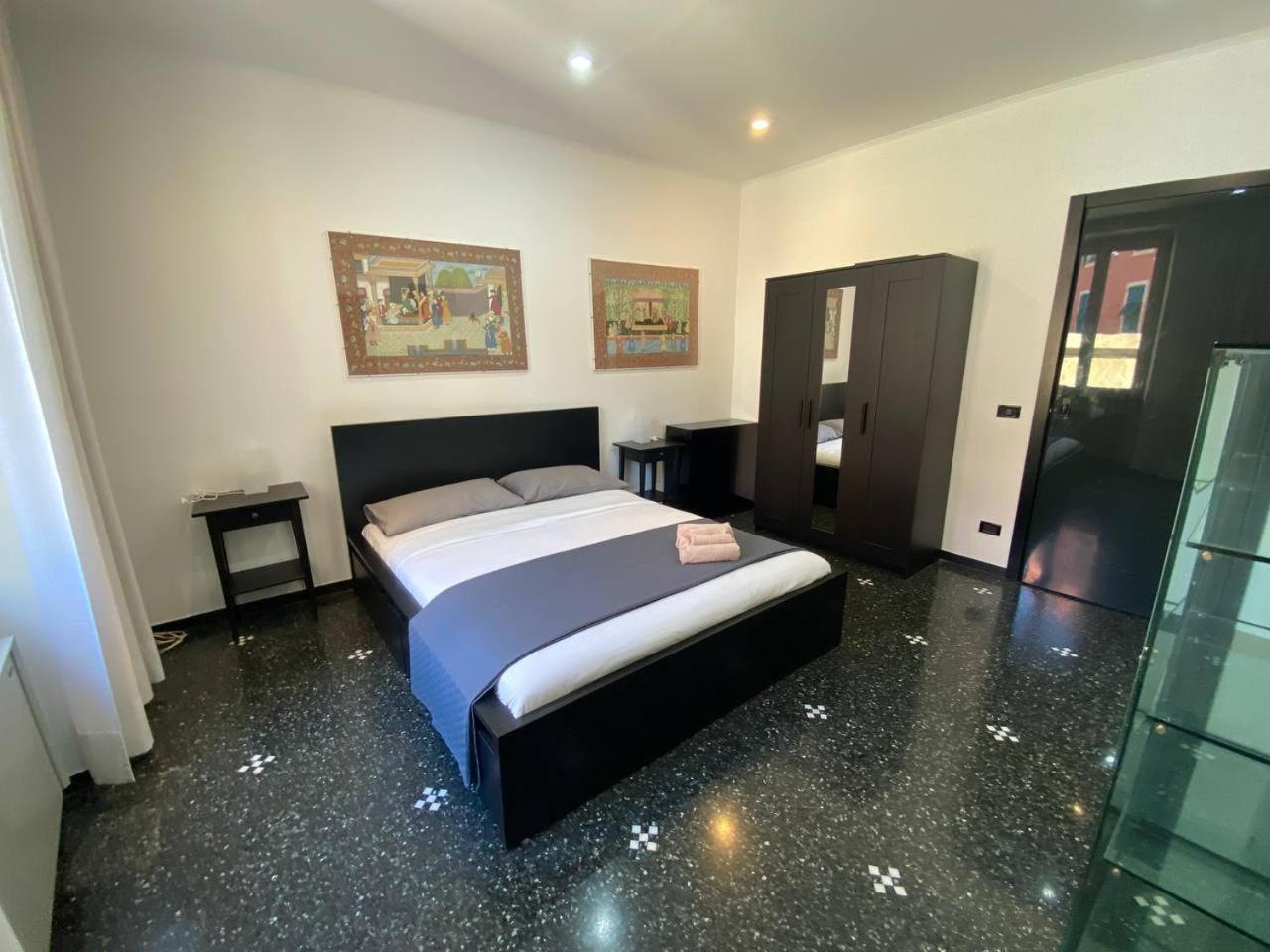 Martel Rooms - Genova Centro Brignole Екстер'єр фото
