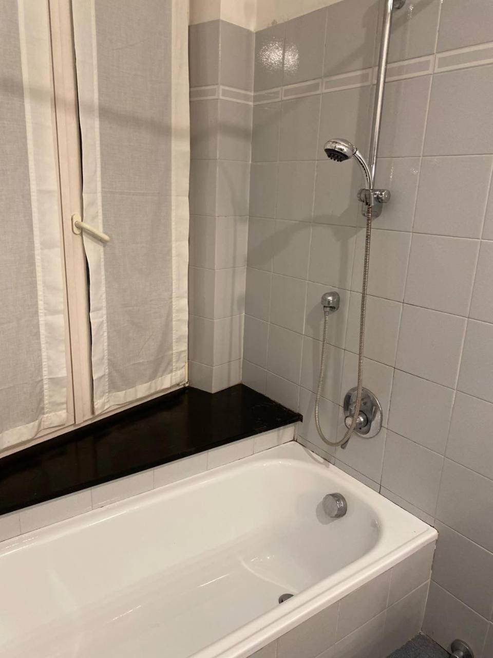 Martel Rooms - Genova Centro Brignole Екстер'єр фото